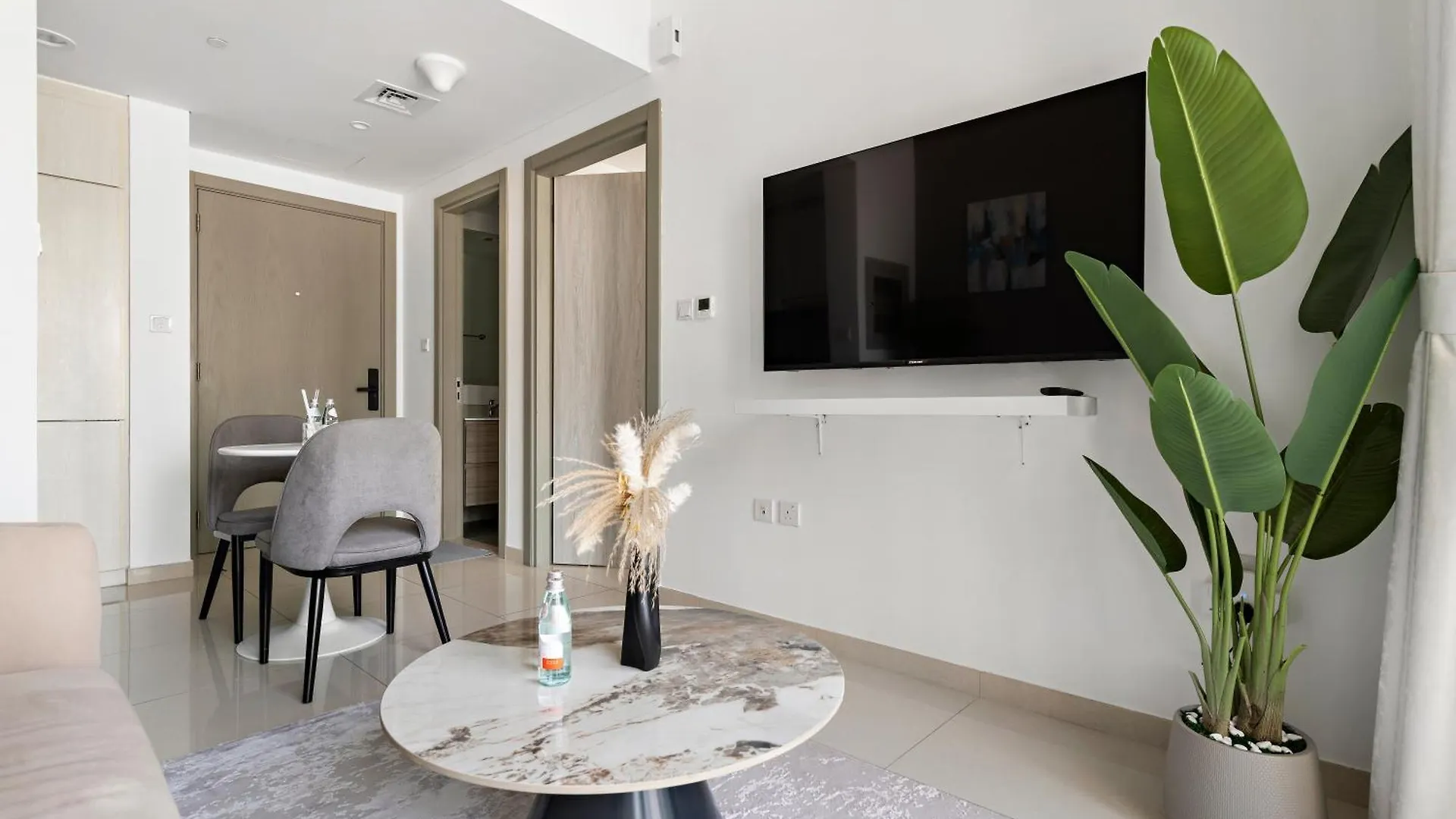 Stylish 1Br In Zada Tower With Pool Views Apartment Dubai 0*,  United Arab Emirates